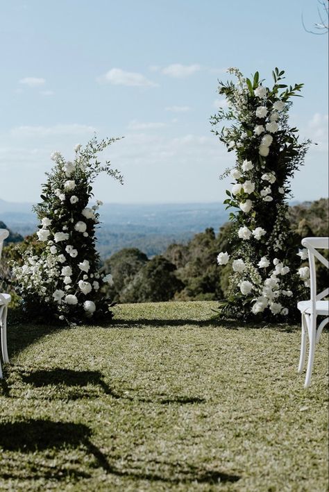 Timeless Wedding Altar, Floral Alter, Wedding Ceremony Greenery, Alter Ideas For Wedding, Wedding Arbour Greenery, Wedding Ceremony Alter Ideas, Simple Ceremony Backdrop, Floor Florals Wedding Ceremony, Hinterland Wedding