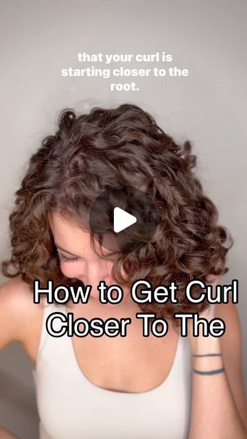 2b And 2c Curly Hair, Haircuts For Naturally Curly Hair Medium, Diy Wavy Haircut, Haircuts For Naturally Wavy Hair Mid Length Medium Curly, Curly Hair Flat On Top, Irish Curly Hair, Plump Method Curls, 2c 3a Hairstyles, Irish Curls Haircut