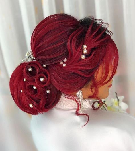 Hairstyles/hair Colours/braids/ updos/wedding/hairstyles/ red Red Wedding Hairstyles, Hairstyles White Women, Red Bridal Hair, Hair Aesthetics, Wedding Renewal, Red Wedding, Redheads, Hair Ideas, Bridal Hair