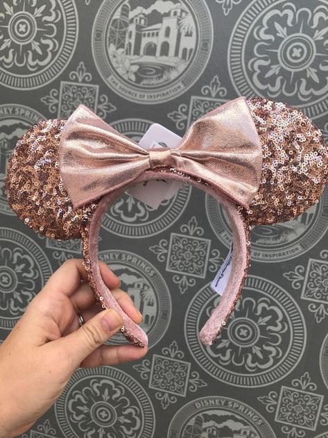 Rose Gold Mickey Ears, Rose Gold Minnie Ears, Disney Wear, Diy Disney Ears, Disneyland Ears, Disney Mouse Ears, Disney Minnie Mouse Ears, Disney Mickey Ears, Disney Souvenirs