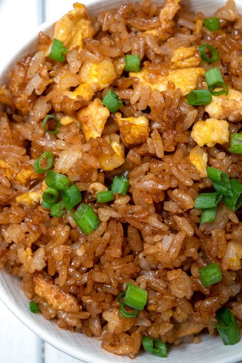 How To Make The Best Fried Rice, Garlic Rice Recipes Filipino, Chinese Fried Rice Aesthetic, Sticky Rice Dinner Ideas, Brown Fried Rice Recipe, Japanese Garlic Fried Rice, Brown Rice Fried Rice, Golden Fried Rice, Garlic Fried Rice Filipino