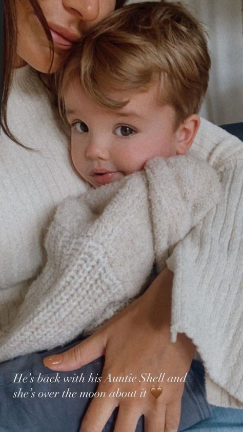 MICHELLE Keegan has been spotted cuddling up to her cousin’s baby son Brody as she says she “over the moon” to be an aunt. The Brassic star took to her Instagram stories with a sweet snap of the angelic tot, who looked towards the camera as he sat on her lap. Michelle, 34, posted a […] Auntie Instagram Story, Sweet Snap, Michelle Keegan, Over The Moon, Casual Style Outfits, Style Outfits, Insta Story, Celebrity News, The Moon