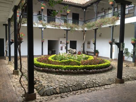 Beautiful Colonial Courtyard in Villa De Leyva Colonial Courtyard, Hacienda Style Homes, Casas Coloniales, Hacienda Style, Wedding Abroad, House Blend, The Cloisters, Fantasy Homes, Farm Stay