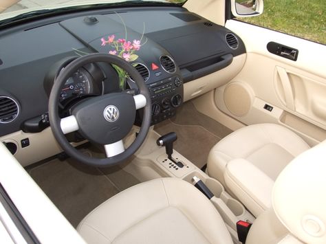 2005 - 2007 Interior Volkswagen Beetle Inside, Bettle Vw Interior, 2005 Vw Beetle Convertible, Volkswagen Beetle Interior Ideas, 2014 Beetle Volkswagen, 2007 Volkswagen Beetle, Beetle Interior Ideas, Volkswagen Beetle Interior Decor, Beetle Car Interior