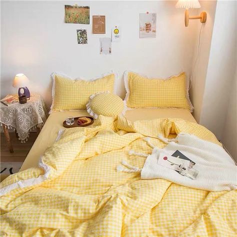 Yellow Themed Bedroom Aesthetic, Pastel Aesthetic Bedroom, Grid Bedding, Yellow Bedroom Decor, Yellow Room, Yellow Decor, Yellow Bedroom, Pretty Room, Yellow Aesthetic