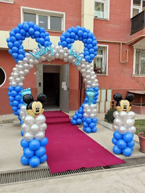 Gate Balloon Decoration, Ballon Gate Decoration, Balloon Gate Decoration, Outdoor Balloon Arch, Welcome Decoration Ideas, Mine Mouse, Sports Day Decoration, First Birthday Decorations Boy, Rice Ceremony