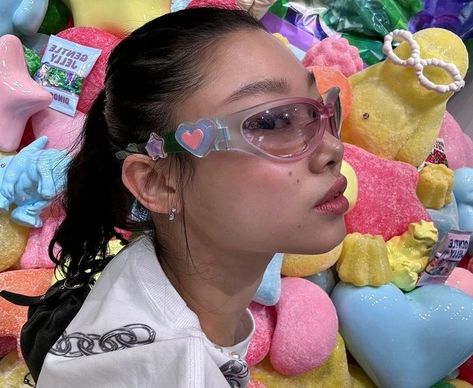 DUDA on X: "yoon young bae wearing the gentle monster gummy mg1 sunglasses from the jelly collection 🍭 https://t.co/hpluvT7E3Y" / X Gentle Monster Glasses, Yoon Young Bae, Y2k Glasses, Gentle Monster Sunglasses, Trendy Glasses, Fashion Eye Glasses, Eyes On The Prize, Gentle Monster, Stylish Glasses