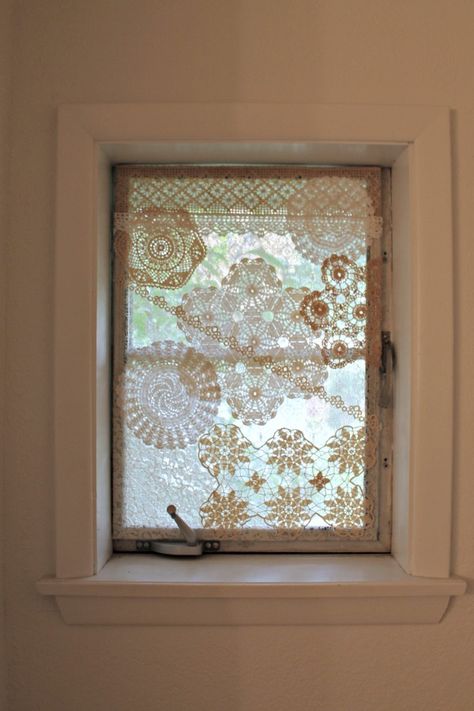 Small Bathroom Window, Doily Art, Bathroom Window Treatments, Lace Window, Bathroom Window, Crochet Curtains, Shabby Chic Bathroom, Chic Bathrooms, Bathroom Windows