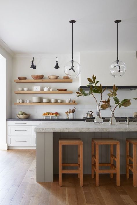 Dapur Skandinavia, Hiasan Dalaman Dapur, Dapur Moden, Ideas Armario, Model Dapur, Scandinavian Kitchen Design, Interior Boho, Kitchen Design Color, Open Kitchen Shelves