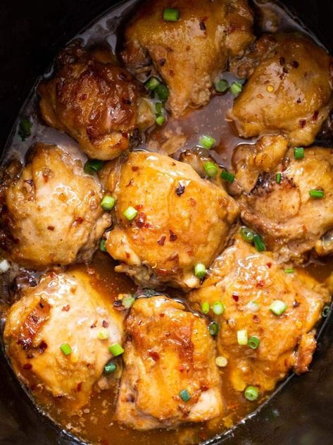 Crock Pot Chicken Thighs, Slow Cooker Thai Chicken, Slow Cooker Asian, Crockpot Chicken Thighs, Asparagus Recipes Roasted, Sweet Chili Chicken, Slow Cooker Chicken Thighs, Chicken And Butternut Squash, Chicken Skillet