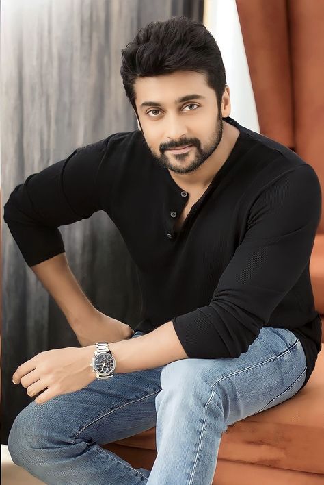 Suriya Sivakumar, Actor Suriya, Money Images Cash Indian, Surya Actor, Hd Photos Free Download, Movies Quotes Scene, New Photos Hd, Actor Picture, Actors Images