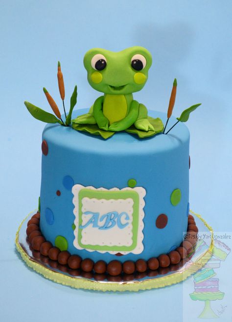 Cake Minimalist, Frog Baby Showers, Frog Birthday Party, Frog Cake, Frog Frog, Frog Theme, Baby Frog, Football Snacks, Outfit 2020