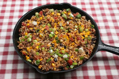 A quick and easy Tex Mex Ground Beef Skillet dinner made in under 30 minutes! Hey y’all! As requested I have a quick and easy dinner recipe for you. I’m going to show you how to make a … Ground Beef Skillet, Quick Ground Beef Recipes, Beef Skillet, I Heart Recipes, Heart Recipes, Skillet Recipes, Dinner With Ground Beef, Beef And Rice, Tex Mex Recipes