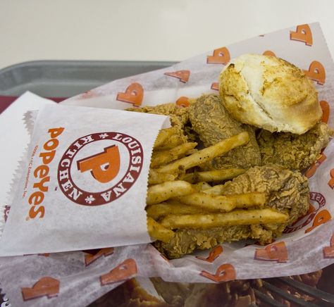 Popeyes Cajun Fries Recipe, Cajun Fries Recipe, Popeyes Louisiana Kitchen, Cajun Rice, Cajun Fries, Popeyes Chicken, Pepper Sauce Recipe, Dried Potatoes, Dipping Sauces Recipes