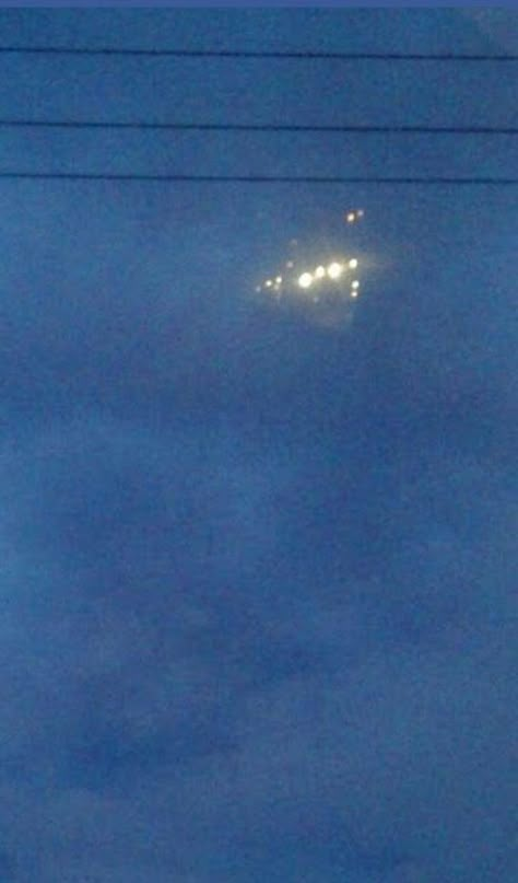 Recent Ufo Sightings, Alien Videos, Ufos Are Real, Alien Sightings, Ufo Art, Ancient Astronaut, Unidentified Flying Object, Unexplained Phenomena, Aliens And Ufos