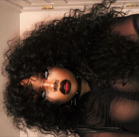 Afro Goth, Afro Punk Fashion, Black Vampire, Alternative Makeup, Goth Women, Goth Beauty, Goth Makeup, Afro Punk, Hair Reference