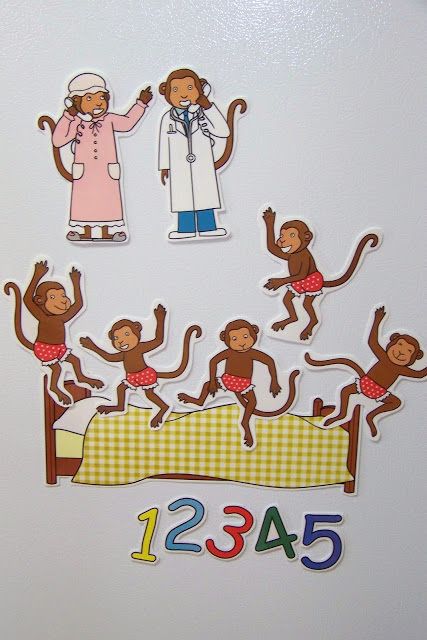 22 Fun Monkey Crafts, Parties and Printables for Kids – Tip Junkie 5 Little Monkeys, Monkey Jump, Doodle Bugs, Monkey Crafts, Story Props, Flannel Board Stories, Five Little Monkeys, Preschool Literacy, Teaching First Grade