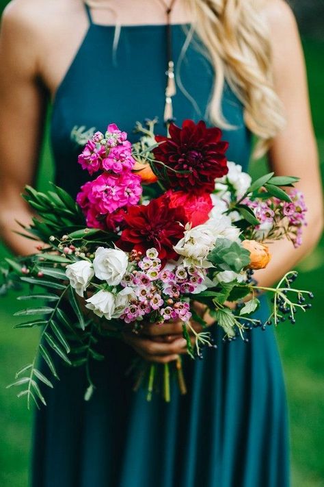 22 Dark Teal and Burgundy Wedding Ideas for Fall – Page 2 – Hi Miss Puff Teal Bridesmaid, Teal Bridesmaid Dresses, Emerald Bridesmaid Dresses, Jewel Tone Wedding, Boda Mexicana, Teal Wedding, May Weddings, Green Bridesmaid, Wedding Theme Colors