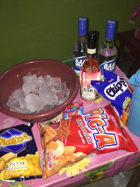 Inom Prank Picture, Alak Prank, Filipino Alcohol Drinks, Photo Prank, Philippines Summer, Alcoholic Snapchat, Food Pranks, Alcohol Pictures, Drinks Pictures