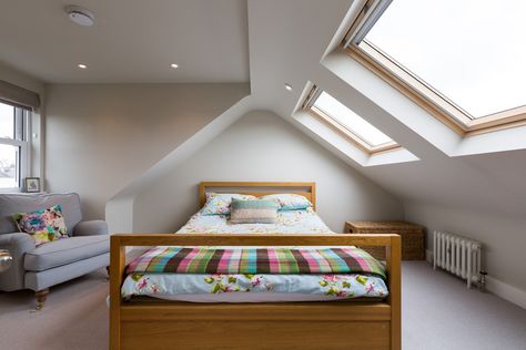 Dormer window loft conversion with skylights in South West London. Dormer Bedroom Ideas, Dormer Bedroom, Loft Conversion Bedroom, Dormer Loft Conversion, Attic Bedroom Designs, Attic Loft, Upstairs Loft, Attic Conversion, Small Loft