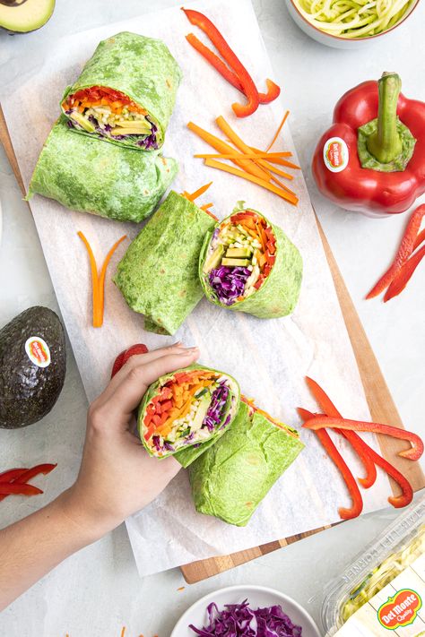 Brighten up your weekend with this delicious rainbow veggie wrap !🌈 Veggie Wrap, Spinach Wraps, Squash Noodles, Squash Vegetable, Vegetable Noodles, Veggie Meals, Veggie Wraps, Eat The Rainbow, Yellow Squash