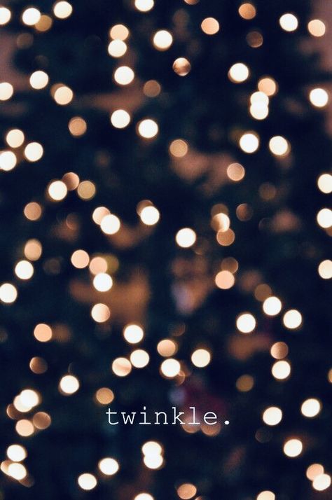 JULI Christmas Phone Backgrounds, Christmas Lights Wallpaper, Wallpaper Minimal, Wallpaper Winter, Christmas Wallpaper Backgrounds, Christmas Phone Wallpaper, Wallpaper Tumblr, Backgrounds Wallpapers, Wallpaper Vintage