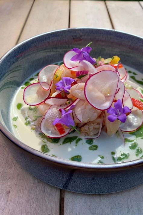 Try creating this fresh and summery shrimp ceviche recipe at home, created especially for OKU Insider by our Executive Chef Mark Vaessen Ceviche Plating Ideas, Shrimp Crudo, Gourmet Ceviche, Ceviche Plating, Shrimp Plating, Trout Ceviche, Ceviche Gourmet, Homemade Ceviche, Best Ceviche Recipe