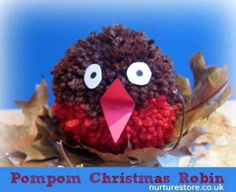 What a sweet little robin! So easy to make too. Make A Pompom, Christmas Pom Pom Crafts, Pompom Crafts, Pom Pom Ideas, Pom Pom Christmas, Pom Pom Animals, Christmas Pom Pom, Christmas Robin, Pom Crafts