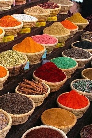 Types Of Spices, Moroccan Spices, Healthy Indian Recipes, Moroccan Food, Spices And Herbs, Indian Spices, בר מצווה, Herbs And Spices, Makanan Dan Minuman