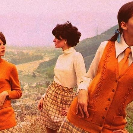 1960s&1970s🦋 on Instagram: "🌼1968🌼
.
.
#fashion60s#60s" 1960s French Aesthetic, Rich 60s Fashion, 1960s France Aesthetic, 60s Aesthetic Outfits Women, Late 60s Aesthetic, 60s Italian Fashion, 1960's Aesthetic, 60s Aesthetic Fashion, 60s Fashion Women 1960s Outfits