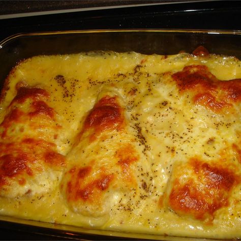 Chicken Angelo Chicken Angelo Recipe, Sauced Chicken, Boneless Skinless Chicken Breast Recipes, Skinless Chicken Breast Recipes, Swiss Chicken, Muenster Cheese, Sour Cream Cake, Tasty Chicken, Seasoned Bread Crumbs