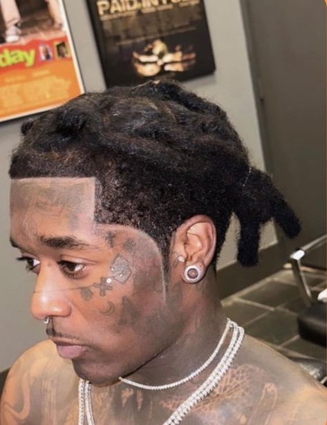 Lil Uzi Vert Tattoos, Vs The World, Lil Uzi, Rap Artists, Lil Uzi Vert, Breaking Bad, Mood Pics, Rappers, Music Artists