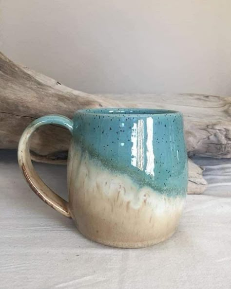 Stoneware Pottery Ideas, Pottery Wheel Mug Shapes, Glazing Mugs Ideas, Glazed Mugs Ceramic Pottery, Ceramic Glazes Ideas, Wheel Thrown Mug Ideas, Pottery Mugs Wheel Thrown, Pottery Wheel Mug, Easy Wheel Thrown Pottery