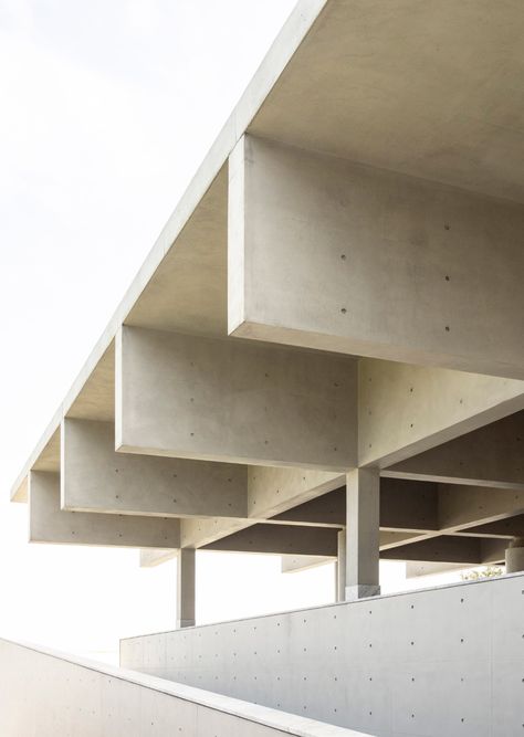 Cantilever Architecture, Concrete Architecture, Mid Century Architecture, Exposed Concrete, Concrete Structure, Structure Architecture, Architecture Rendering, Architecture Student, Brutalism