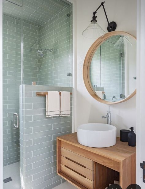 Makeover Kamar Mandi, Green Tile Bathroom, Narrow Bathroom, Bathroom Installation, Bathroom Inspiration Decor, Upstairs Bathrooms, Green Bathroom, Bathroom Renos, House Bathroom