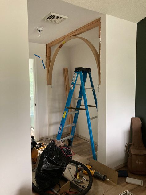 Archways In Homes, Spanish Home, Spanish Home Decor, Wooden Furniture Legs, Arch Doorway, Bunk Bed Designs, Build A Closet, Arched Doors, Basement Renovations