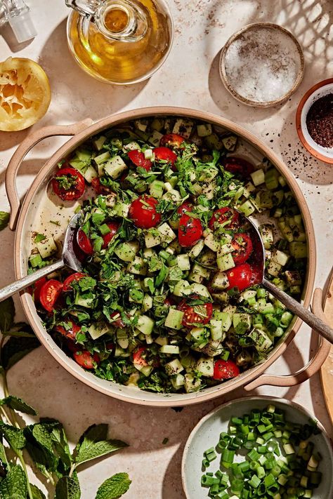 Armenian Cucumber & Tomato Salad Armenian Cucumber, Aesthetic Chicken, Salad Aesthetic, Cool As A Cucumber, Bulgur Salad, Recipe Salad, Armenian Recipes, Cucumber Tomato Salad, Cucumber Recipes