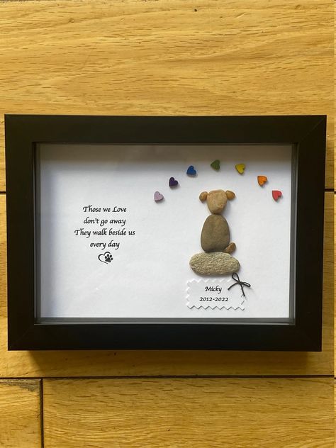 Dog Memorial Gift Pet Memorial Gift Pet Loss Pebble Frame - Etsy Pebble Art Dogs Pets, Pet Memorial Gifts Diy, Dog Pebble Art, Rainbow Message, Memorial Crafts, Pet Memorial Frames, Stone Pictures Pebble Art, Dog Sympathy Gifts, Pet Sympathy Cards