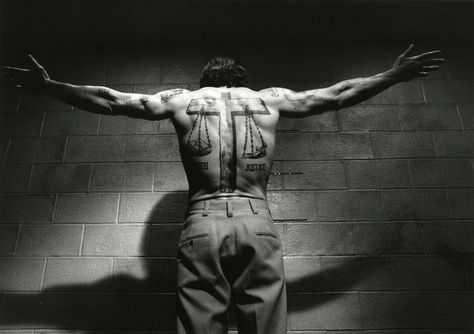 Robert De Niro's tattoo in Cape Fear (1991) Cape Fear, Gregory Peck, Truth And Justice, Gabriel Garcia Marquez, Martin Scorsese, Time Photo, Film Review, Lorde, Great Movies