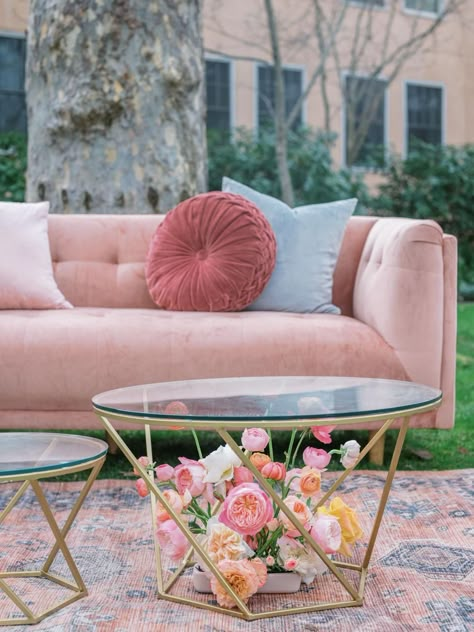 Wedding Lounge Seating, Colourful Lounge, Autumn Tea Party, New York Theme, Pink Couch, Garden Chic, Lounge Party, Wedding Lounge, Ceiling Treatments