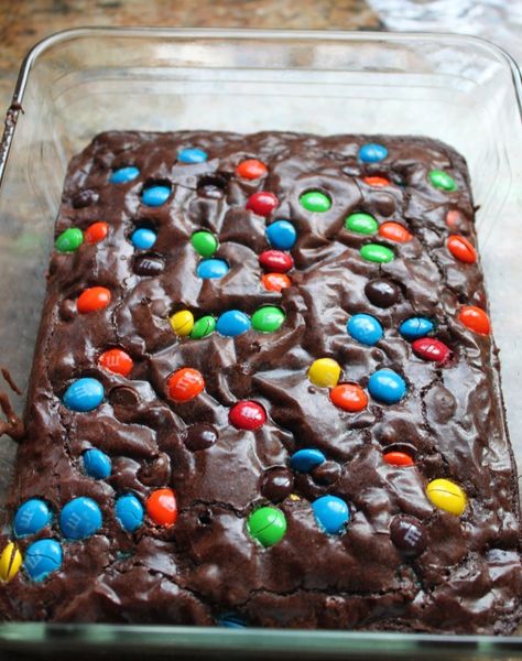 M M Brownies, Brownies From Scratch, M And M, Chocolate Crunch, Cupcake Recipes Chocolate, Food Crush, Brownie Recipe, Triple Chocolate, Reveal Ideas