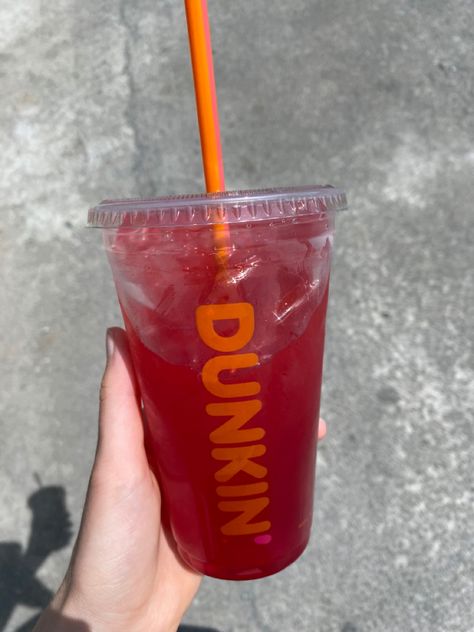 Raspberry Watermelon Refresher Dunkin, Raspberry Watermelon Refresher, Dunkin Refreshers, Watermelon Refresher, Dunkin Drinks, Snack Aesthetic, Fun Summer Drinks, Aesthetic Foods, Gold Birthday Party