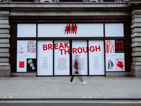 Graphic design graduates help dress up H&M's new London store as it opens post-lockdown | Creative Boom Best Fashion Photographers, Graphic Design Creative, Graphic Design School, New York Times Magazine, Best Commercials, New London, Design Competitions, Commercial Photographer, Graphic Design Poster