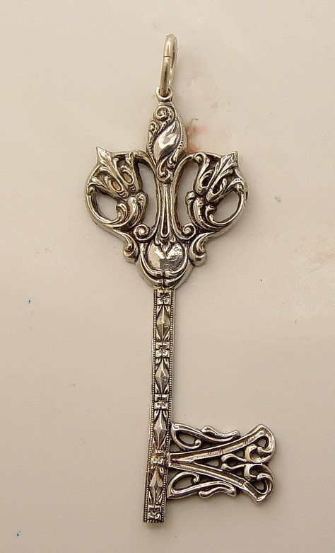 Skeleton key to new house- Chp 3 Gringotts Vault, Invisible Storage, Under Lock And Key, Geometrical Design, Old Keys, Skeleton Keys, Engraved Flower, Antique Keys, Key Jewelry