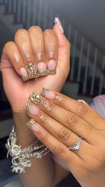 Gold Nails Prom, Growth Tattoos, Meaning Tattoos, Tattoos Butterfly, Tattoos Aesthetic, Guys Tattoos, Gold Acrylic Nails, Tattoos Black, Tattoos Arm