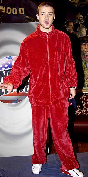 2000s Mens Fashion, Mens Velour Tracksuit, 2000s Hip Hop Fashion, Early 2000 Fashion, 2000s Fashion Men, 90s Tracksuit, Nike Vision, 2004 Fashion, 2000s Men