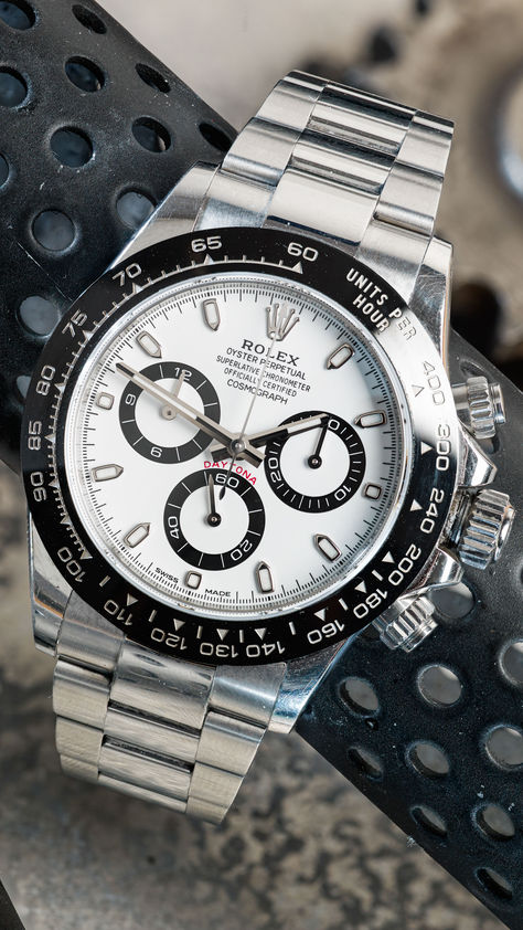 Rolex - an Oyster Perpetual Cosmograph Daytona watch, 39mm. Daytona Watch, Rolex Cosmograph Daytona, Nixon Watch, Cosmograph Daytona, Rolex Yacht Master, Luxury Watch Brands, Men's Outfits, Rolex Oyster Perpetual, Rolex Oyster