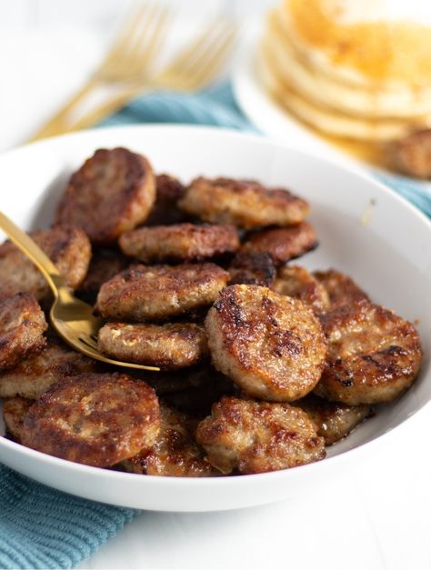 Bake Sausage Patties In Oven, Oven Baked Sausage Patties, Breakfast Sausage For A Crowd, Oven Baked Breakfast Sausage, Baked Breakfast Sausages In Oven, Baked Sausages In Oven, Sausage Patties In Oven, Sausage For A Crowd, Baked Sausage Patties