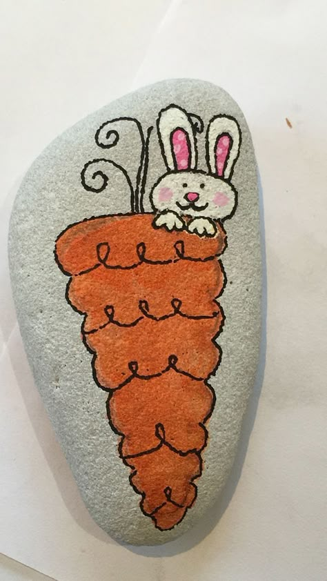 Easter Rock Painting, Egg Rock, Easter Rocks, Easter Drawings, Easter Paintings, Painted Rock Animals, Painted Rocks Kids, Paint Rocks, Rock And Pebbles