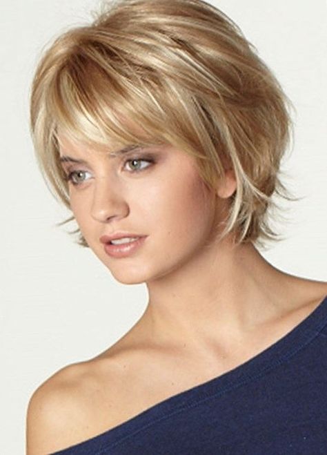 Blonde Layered Hair, Wavy Bob Haircuts, Short Wavy Bob, Short Women, Hair Bob, Short Wavy, Cute Hairstyles For Short Hair, Blonde Bobs, Trending Hairstyles